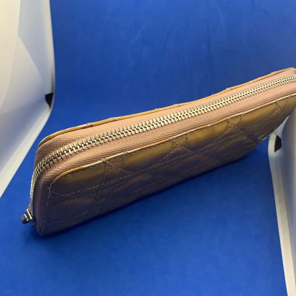 Christian Dior‎ patent leather quilted wallet